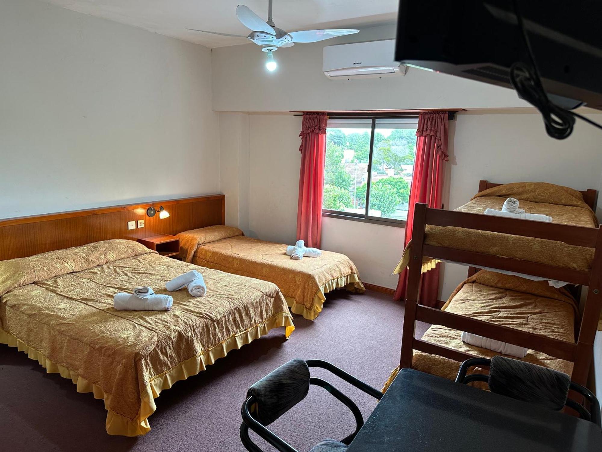 Sun-Shine Hotel San Clemente del Tuyu Bagian luar foto